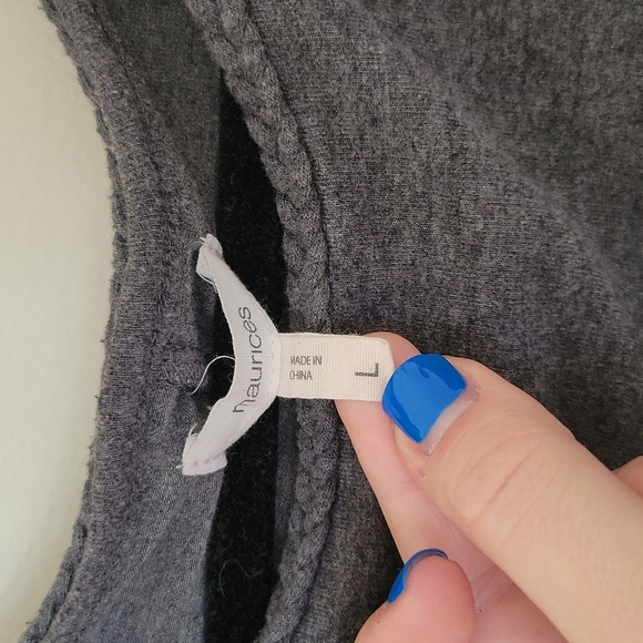 Maurices supersoft tshirt size L - Picture 2 of 3